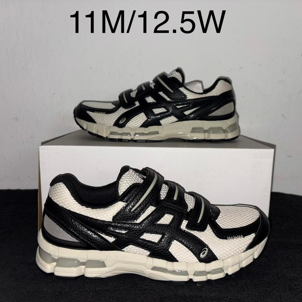 ASICS Gel Kayano 20 HAL STUDIOS Bone Size 11 Men's Brand New 1203A499-250